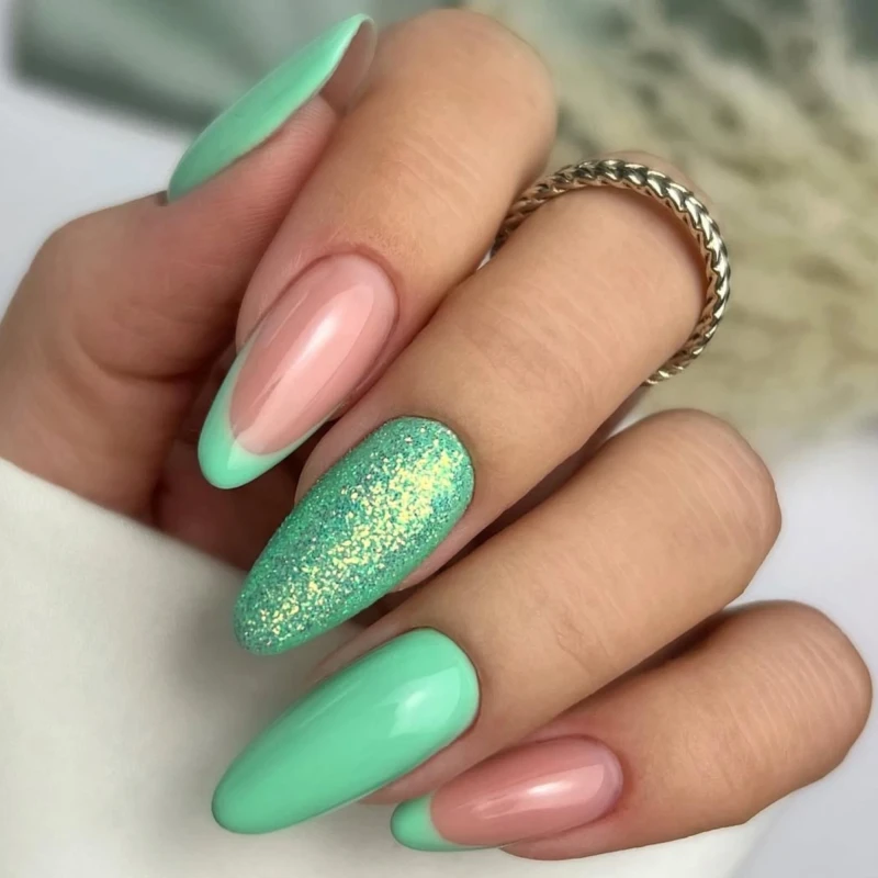 504 MINT, lakier hybrydowy LART, manicure hybrydowy, 8ml
