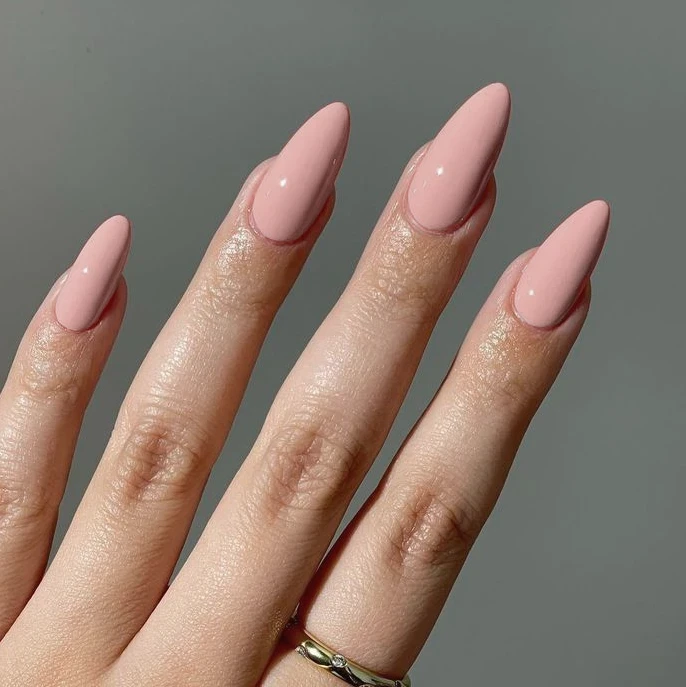 74 STRAWBERRY FRAPPUCCINO, lakier hybrydowy LART, manicure hybrydowy, 8ml