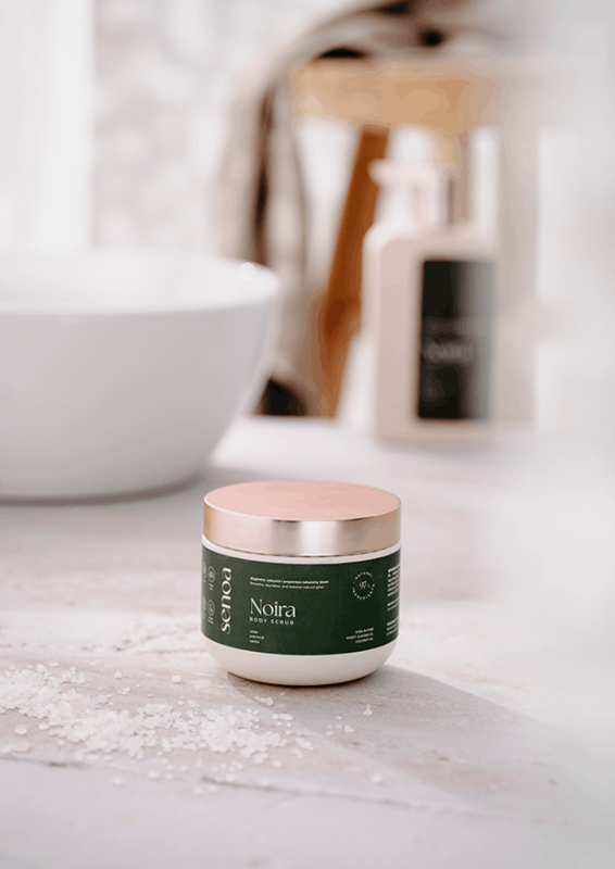 NOIRA-body-scrub-peeling-do-ciala-310x440v1-1.png